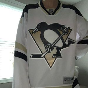 Penguins hockey jersey